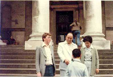 Damian with True Parents in 1978 (3)